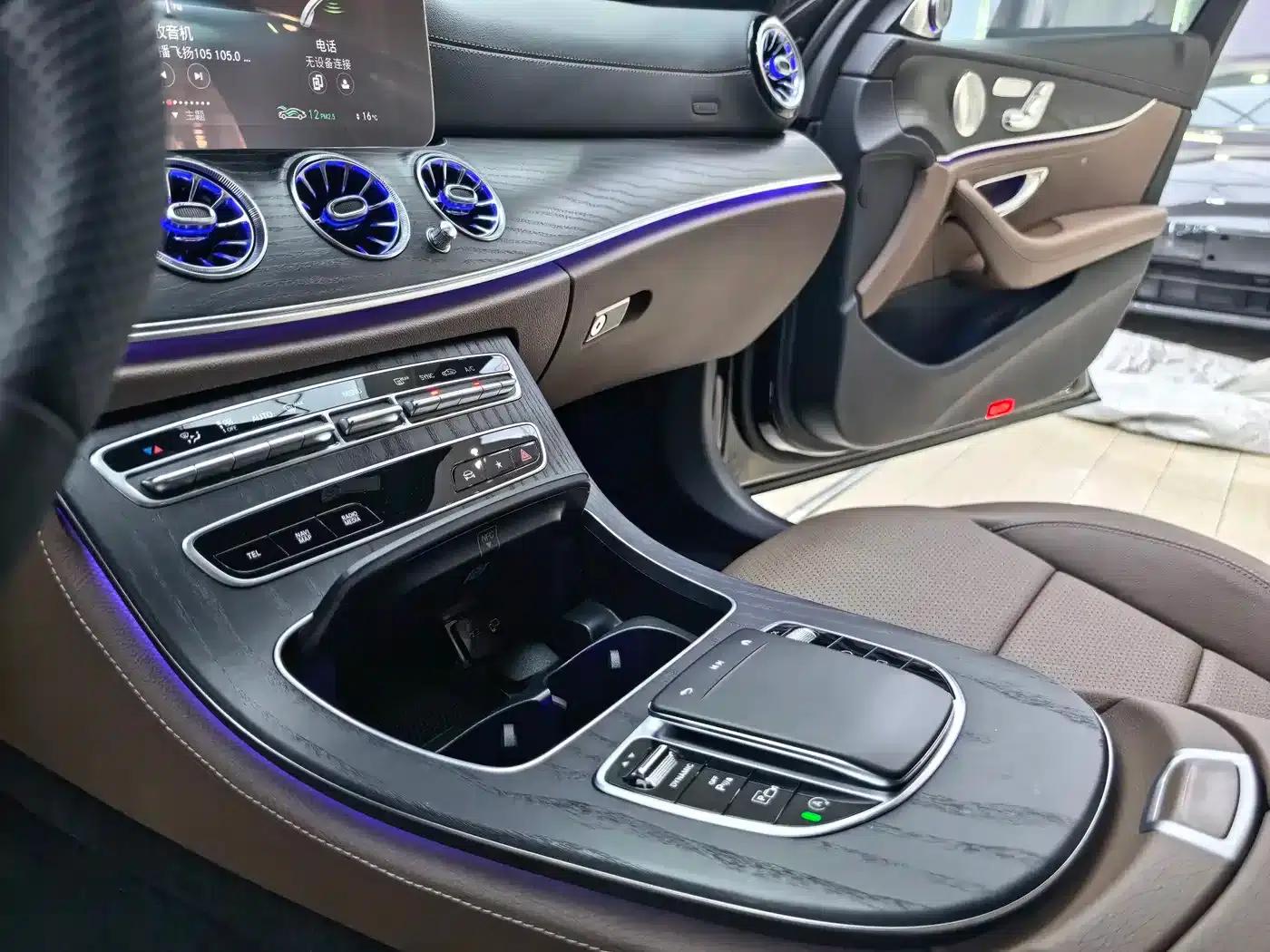 Mercedes-Benz E-Class 2023 E 300 L Sport Luxury — миниатюра 9