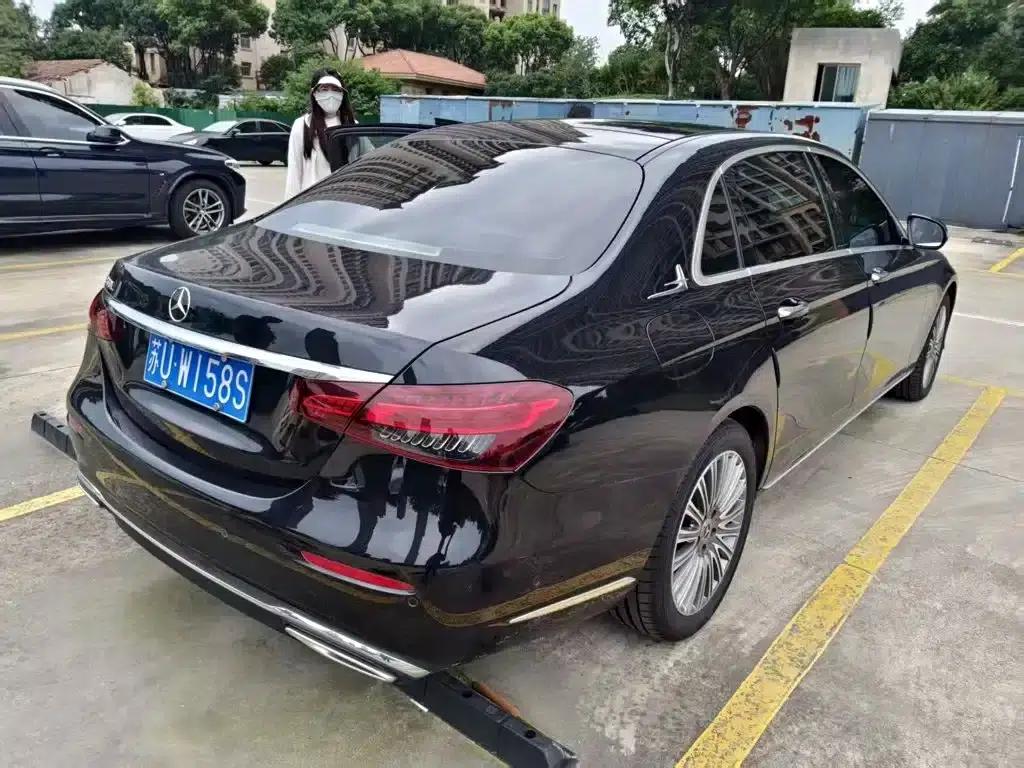 2022 Mercedes-Benz E-Class E 300 L Luxury — миниатюра 3