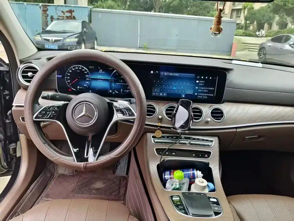 2022 Mercedes-Benz E-Class E 300 L Luxury — миниатюра 4