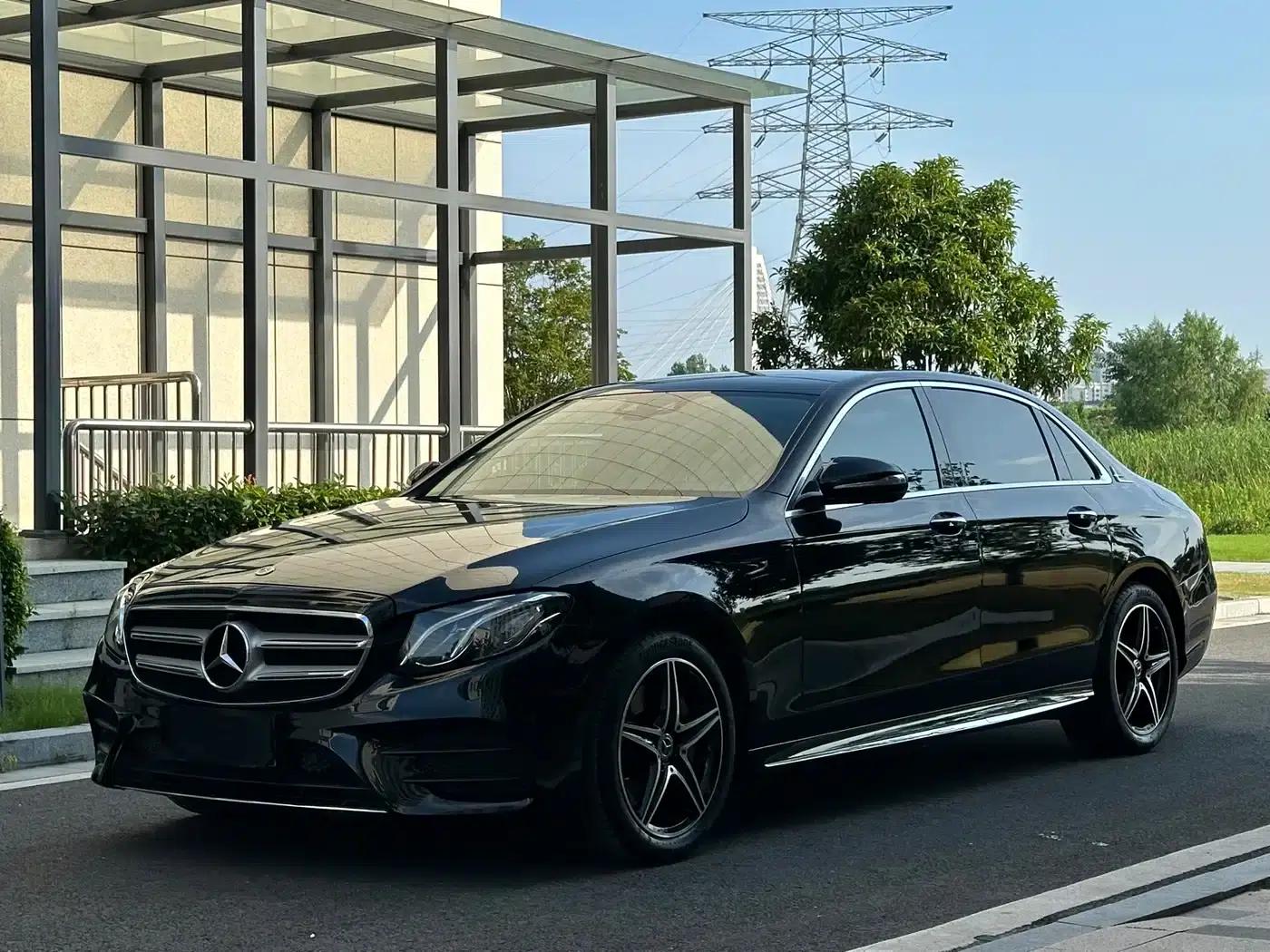Mercedes-Benz E-Class 2020 Facelift E 300 L Sport Special Edition — миниатюра 1