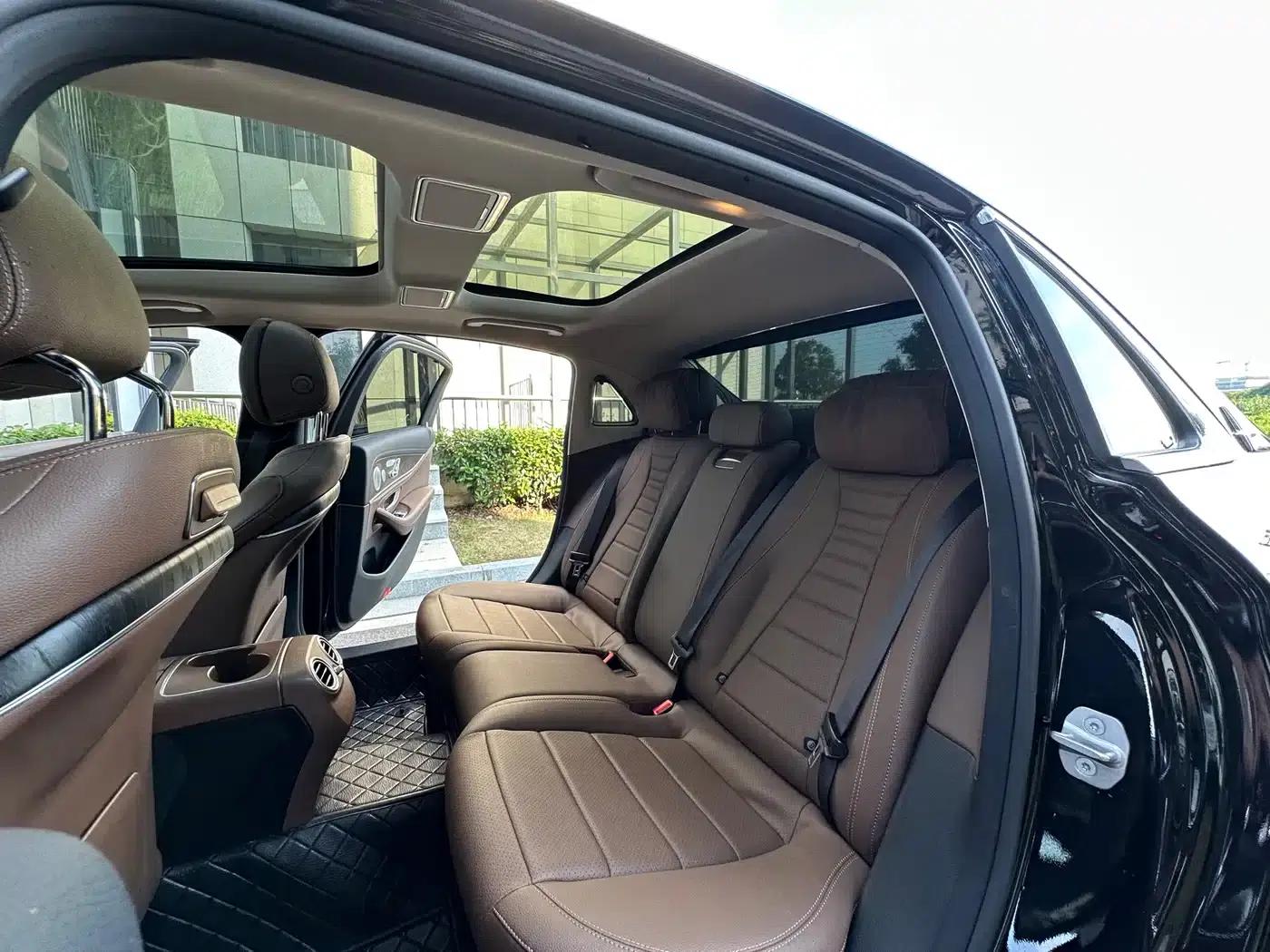Mercedes-Benz E-Class 2020 Facelift E 300 L Sport Special Edition — миниатюра 18