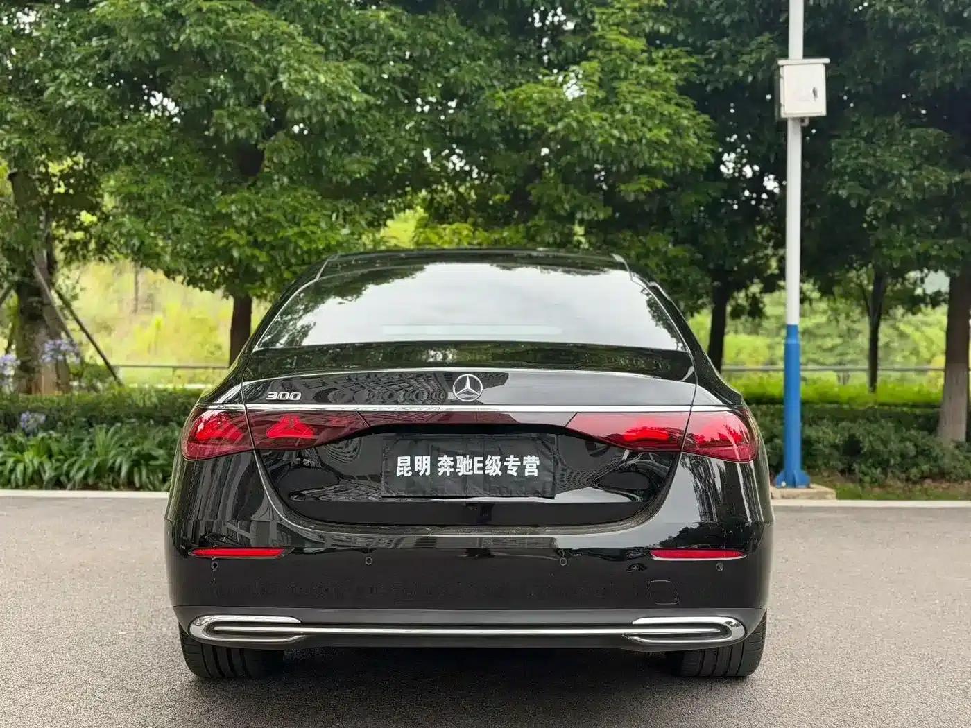 Mercedes-Benz E-Class 2024 E 300 L Fashion Edition — миниатюра 8