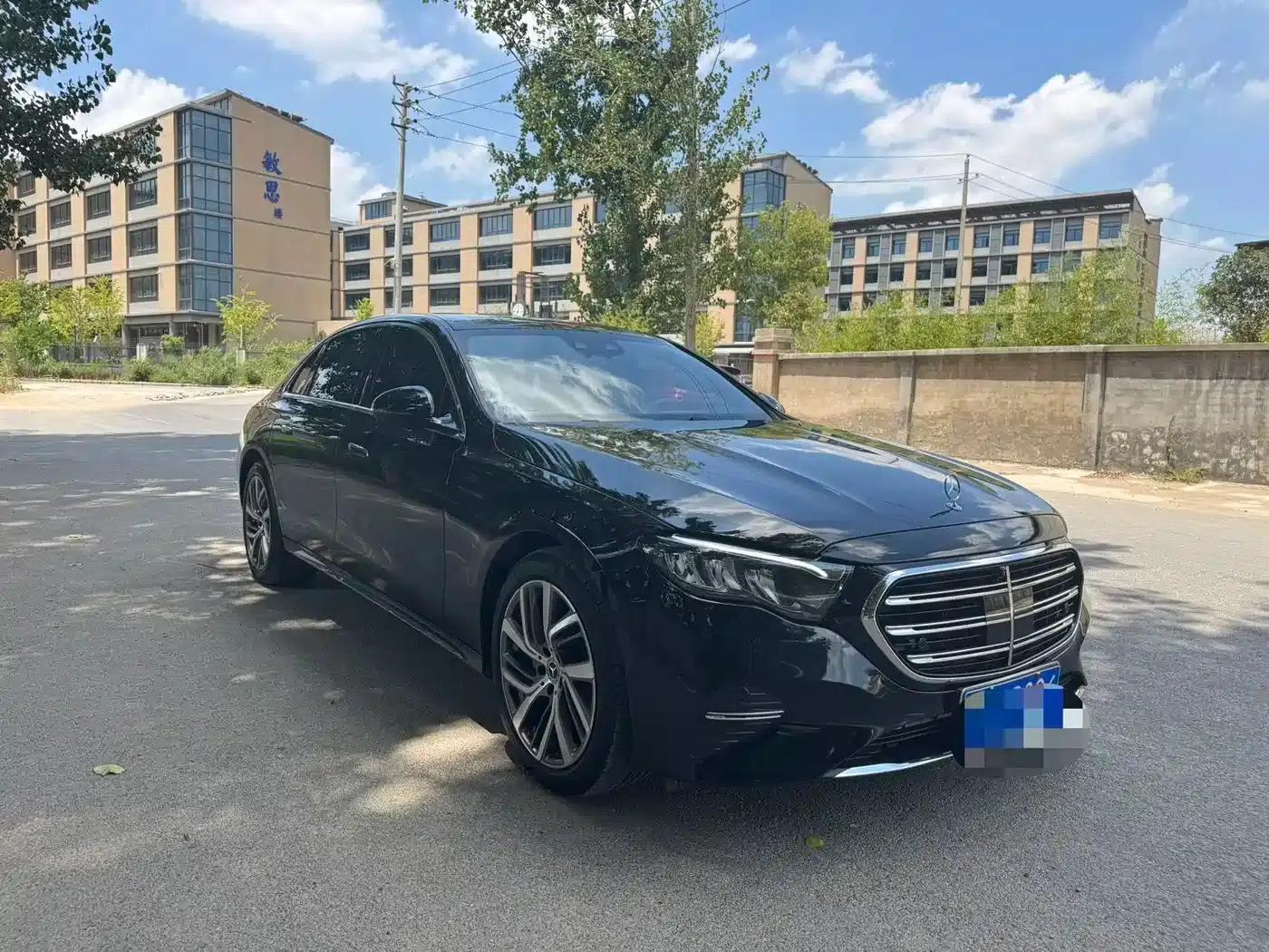 Mercedes-Benz E-Class 2024 E 300 L Fashion Edition — миниатюра 3