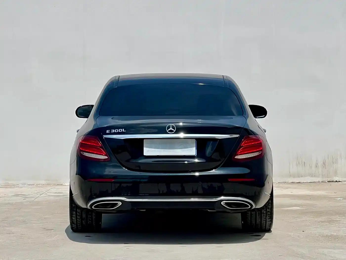 Mercedes-Benz E-Class 2020 E 300 L Fashion Edition — миниатюра 13