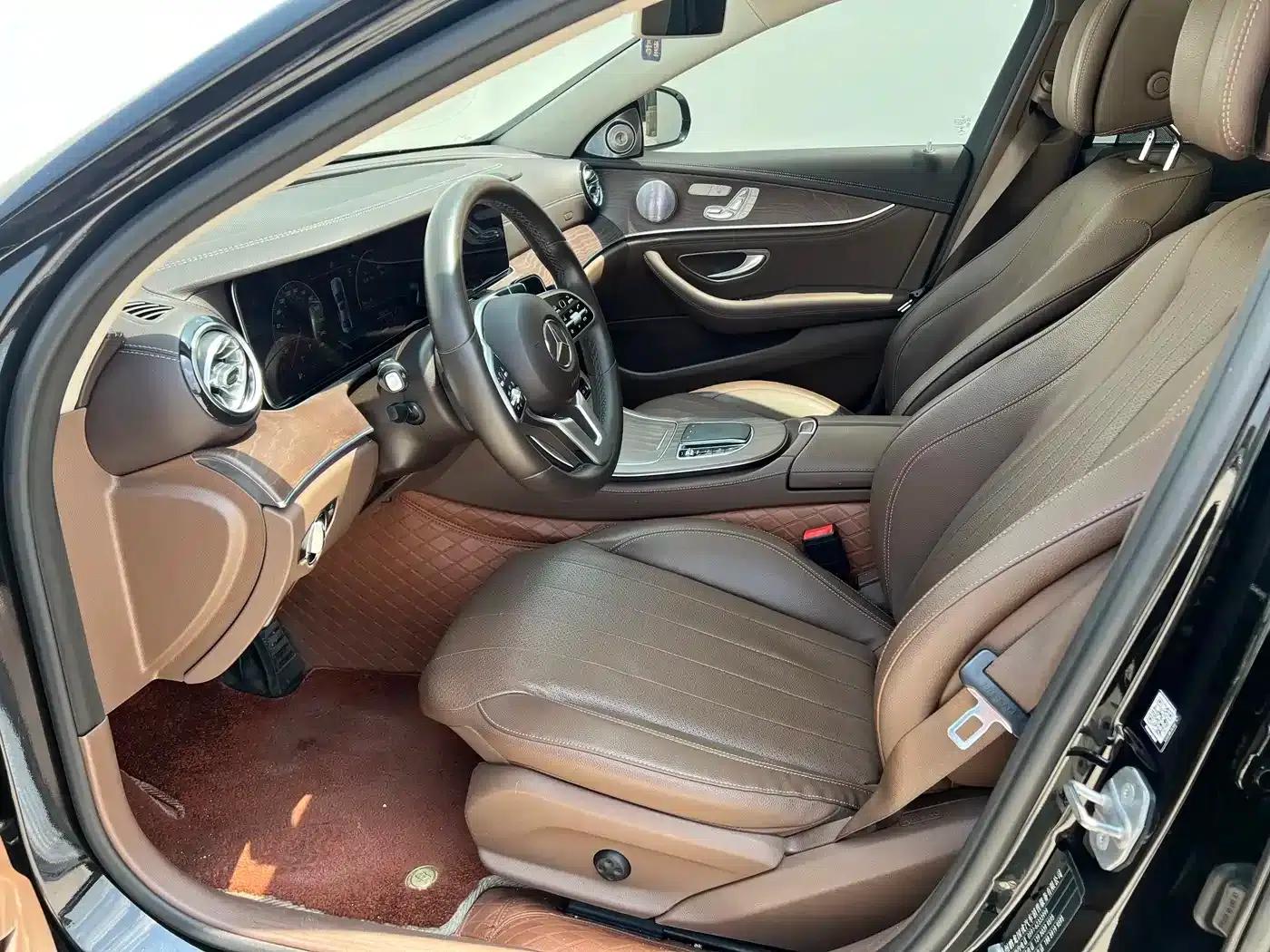 Mercedes-Benz E-Class 2020 E 300 L Fashion Edition — миниатюра 8