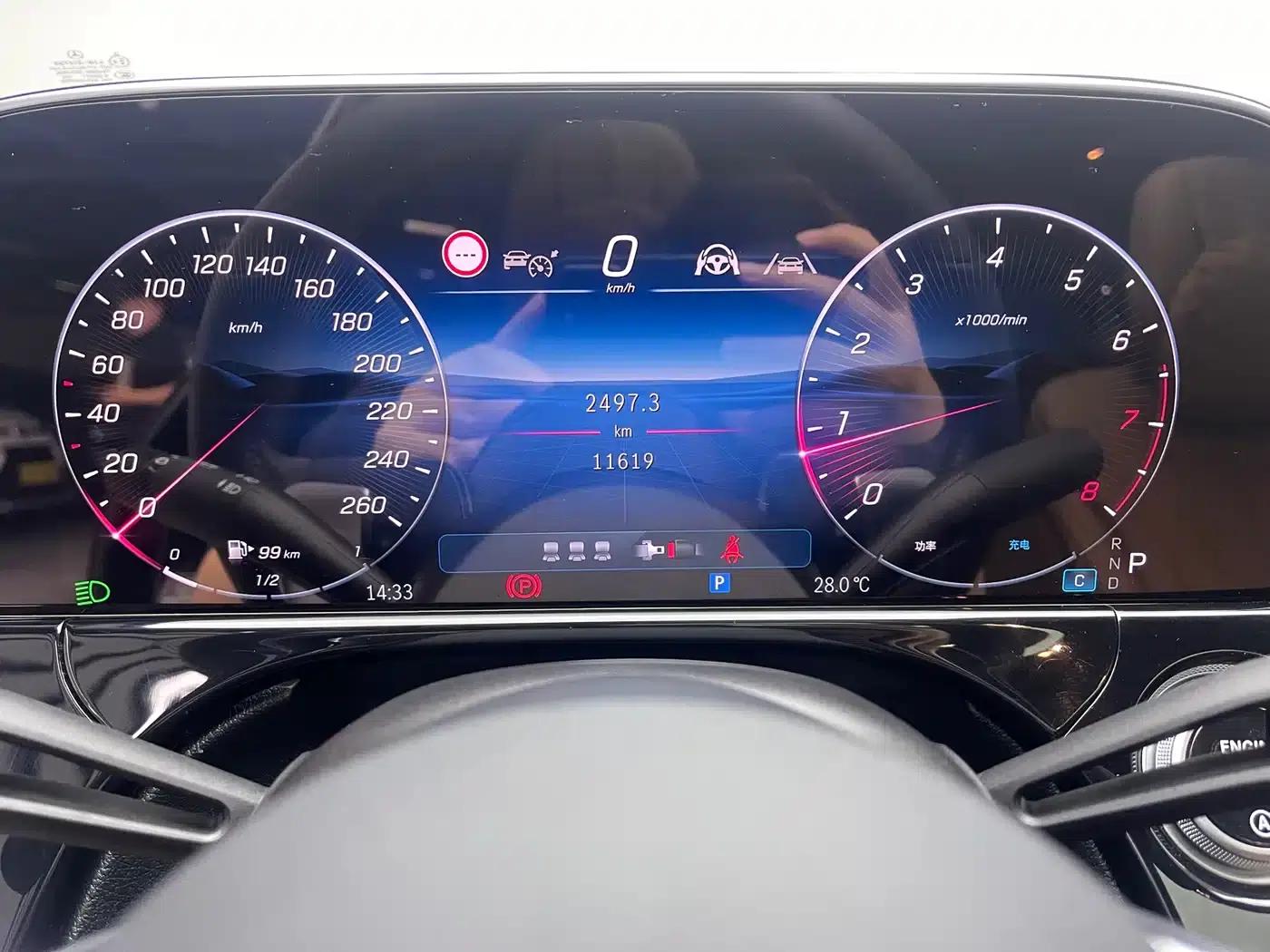 Mercedes-Benz E-Class 2025 Facelift E 300 L Luxury — миниатюра 11