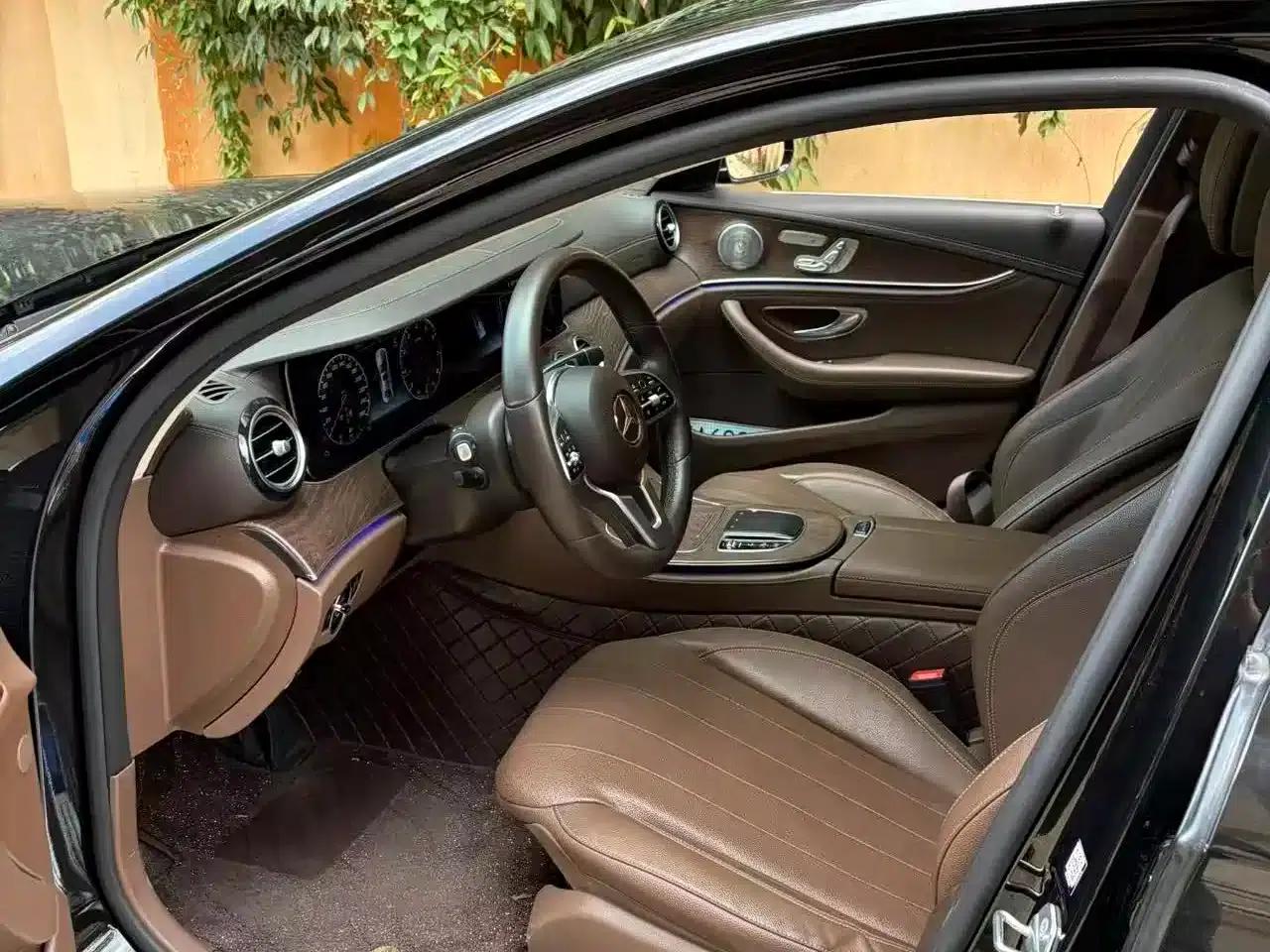 Mercedes-Benz E-Class 2019 Facelift E 300 L Fashion Model — миниатюра 4