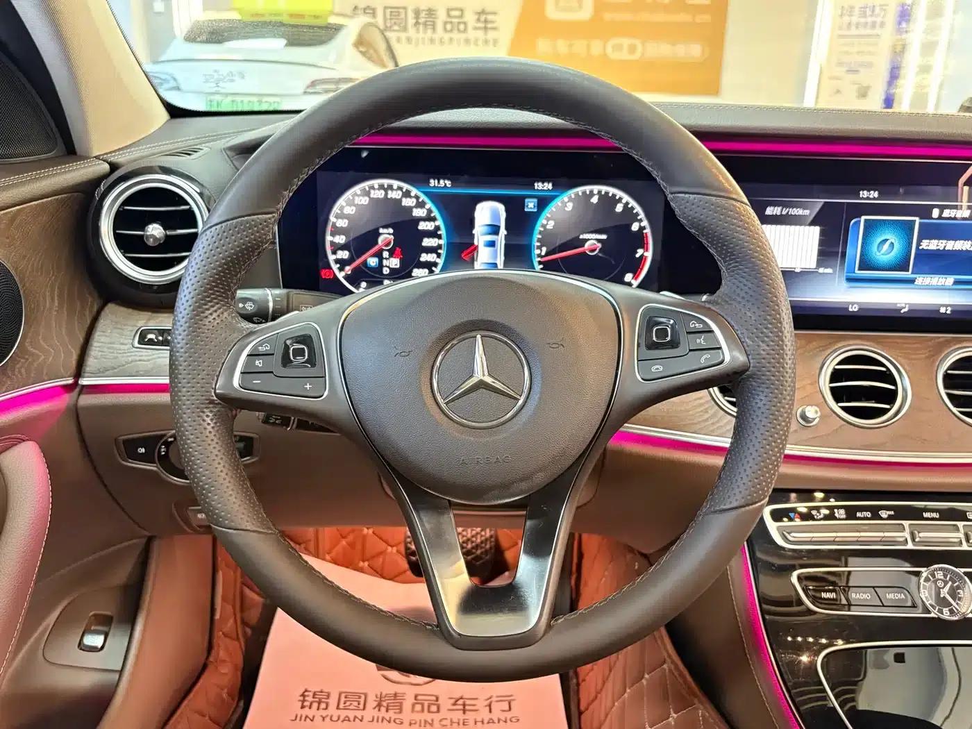 2017 Mercedes-Benz E-Class E 320 L 4MATIC — миниатюра 17