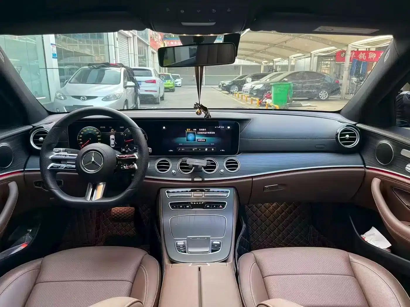 Mercedes-Benz E-Class 2022 E 300 L Sport Style — миниатюра 6