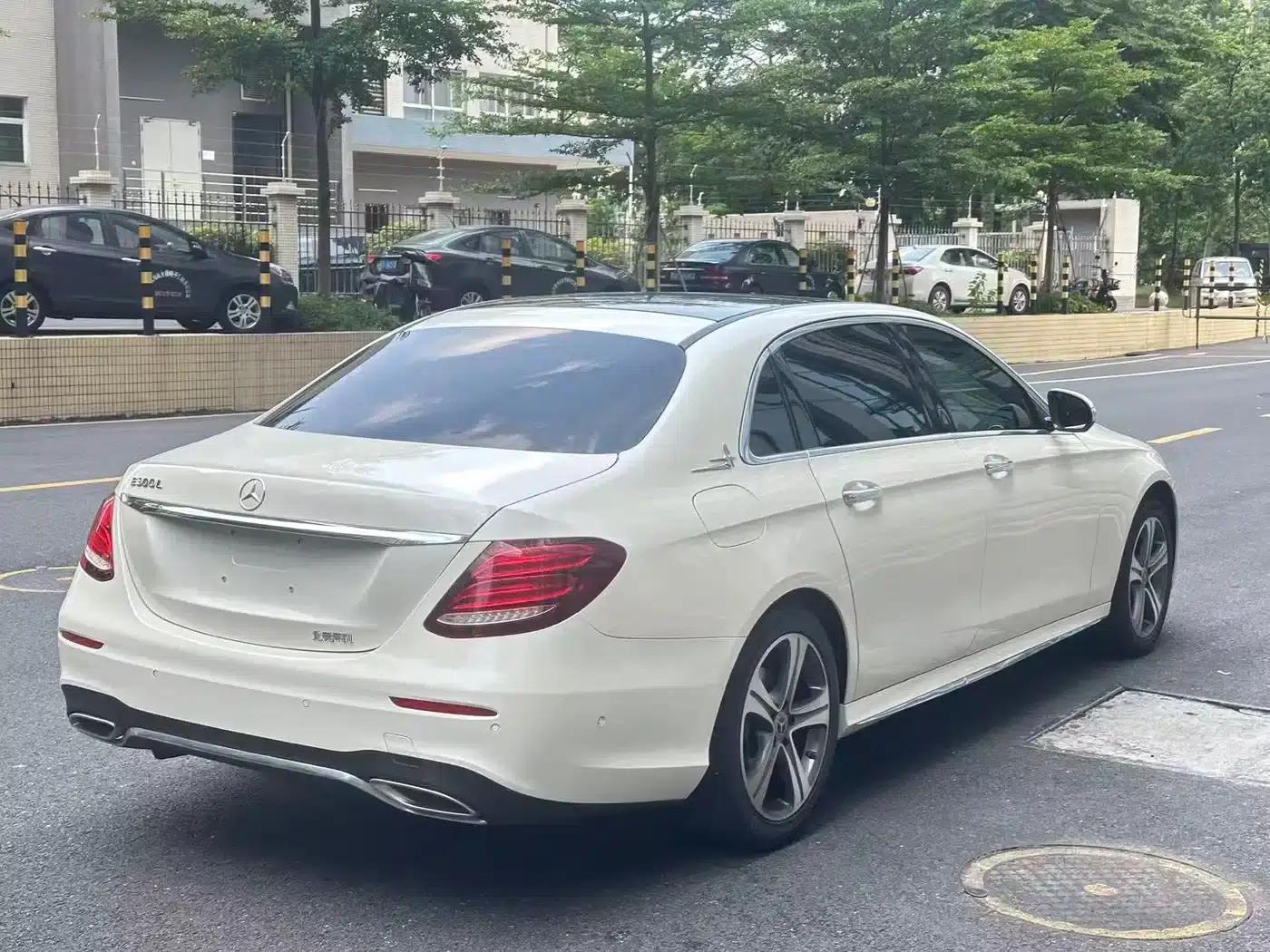 Mercedes-Benz E-Class 2020 E 260 L Sport — миниатюра 3