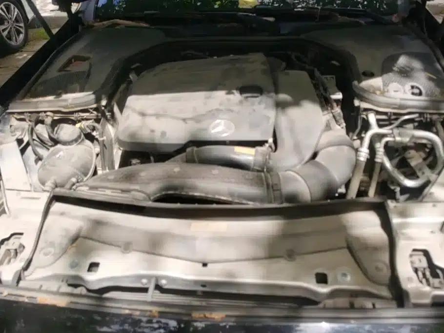 Mercedes-Benz E-Class 2021 Facelift E 260 L — миниатюра 10
