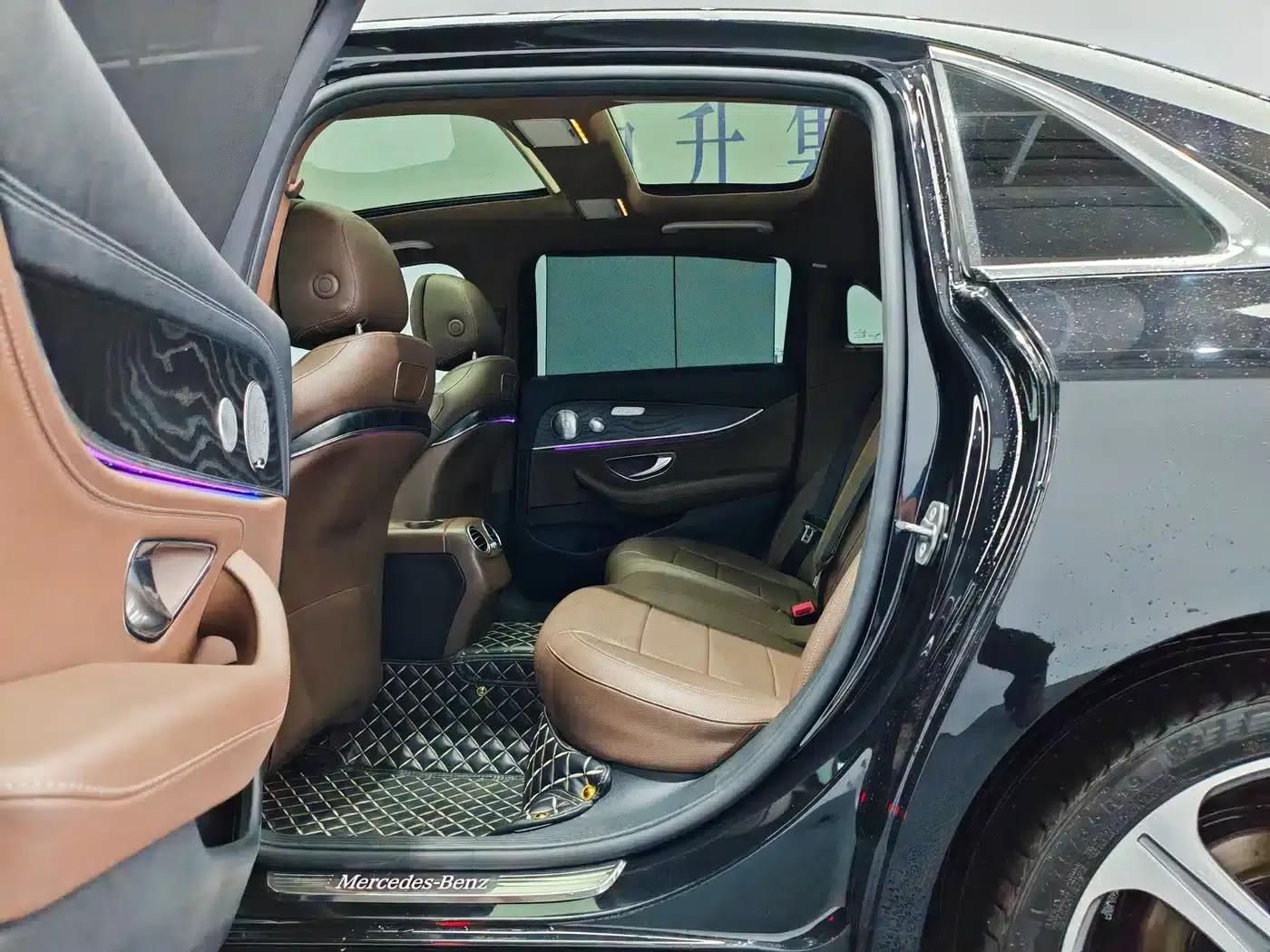 2016 Mercedes-Benz E-Class E 300 L Sport Luxury — миниатюра 12