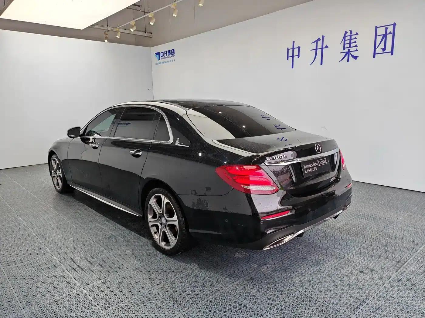 2016 Mercedes-Benz E-Class E 300 L Sport Luxury — миниатюра 4