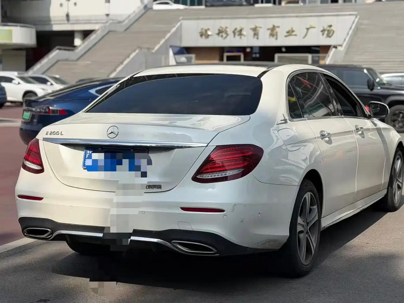 2018 Mercedes-Benz E-Class E 200 L Sport — миниатюра 4