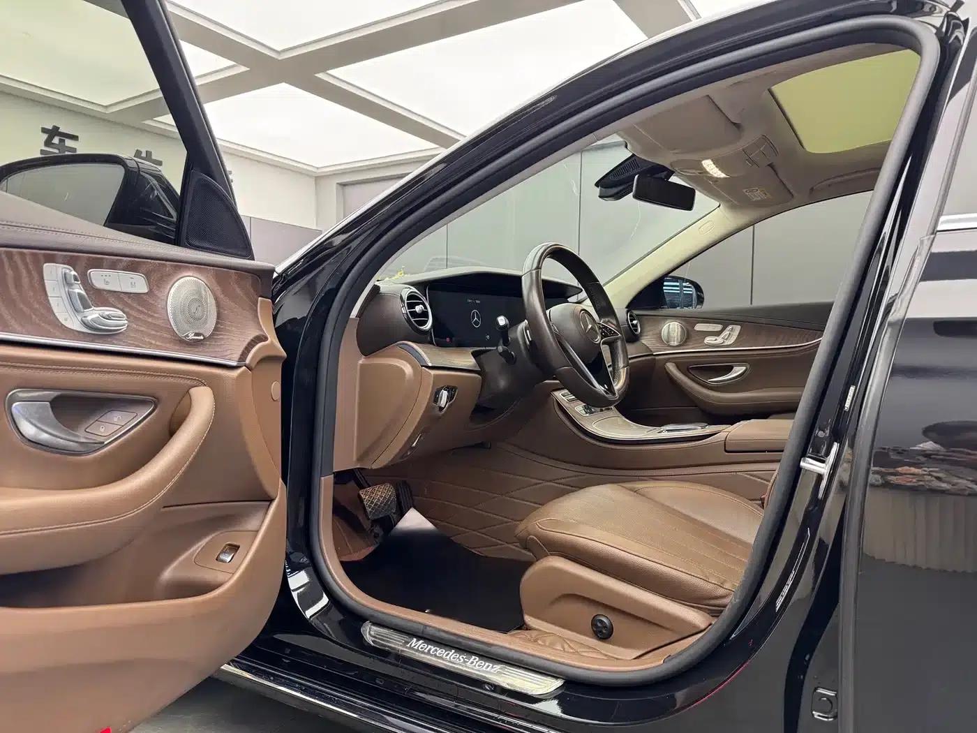 Mercedes-Benz E-Class 2023 E 300 L Luxury — миниатюра 4