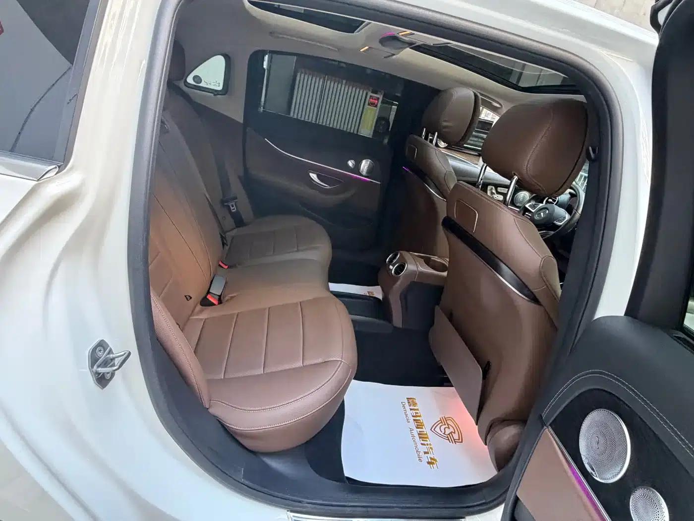 2016 Mercedes-Benz E-Class E 300 L Sport Style — миниатюра 12
