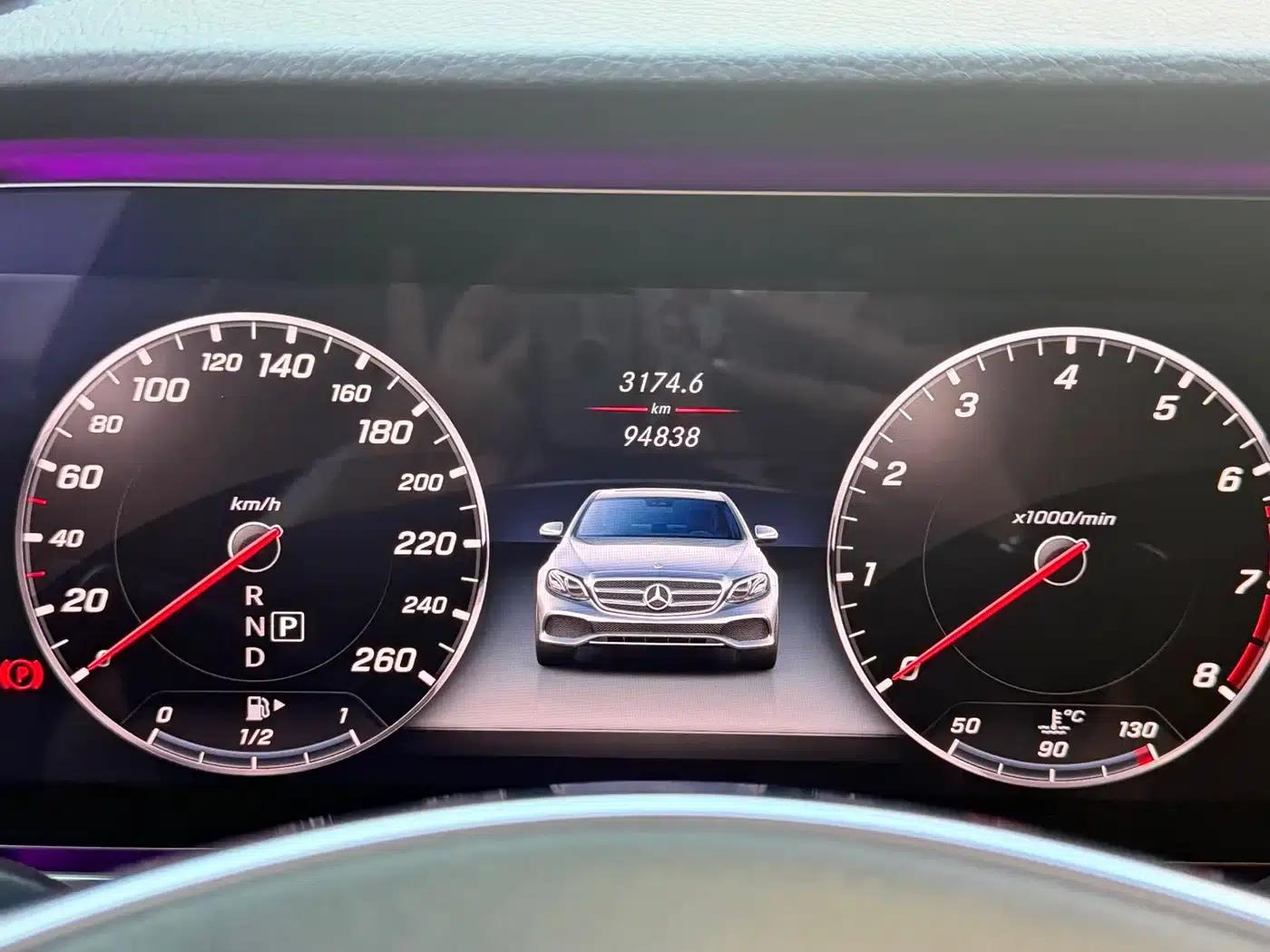 2016 Mercedes-Benz E-Class E 300 L Sport Style — миниатюра 14