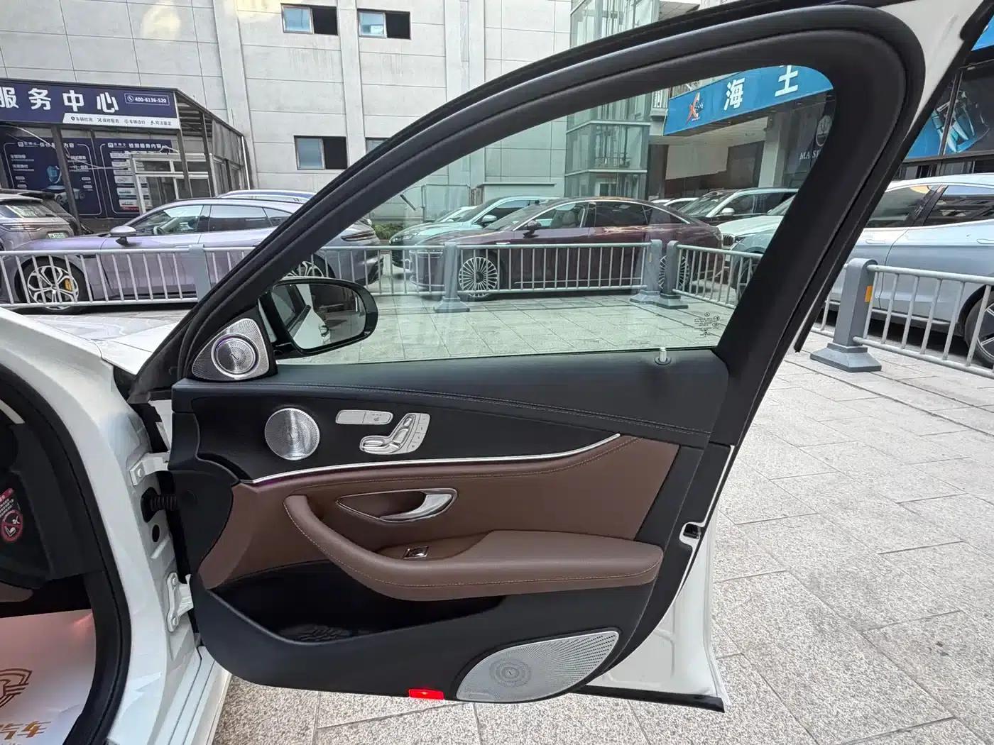 2016 Mercedes-Benz E-Class E 300 L Sport Style — миниатюра 9