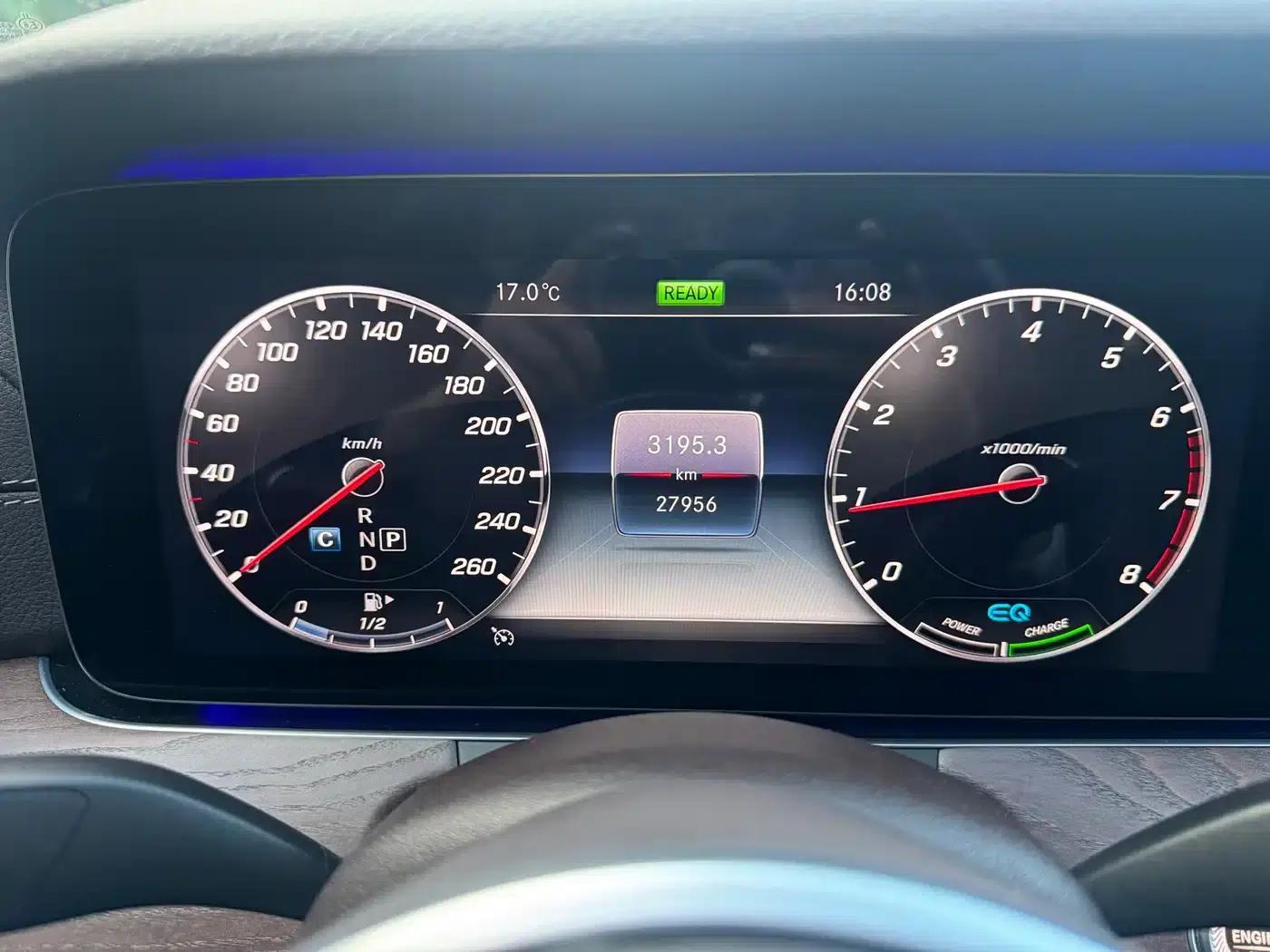 2020 Mercedes-Benz E-Class Facelift E 260 L — миниатюра 21