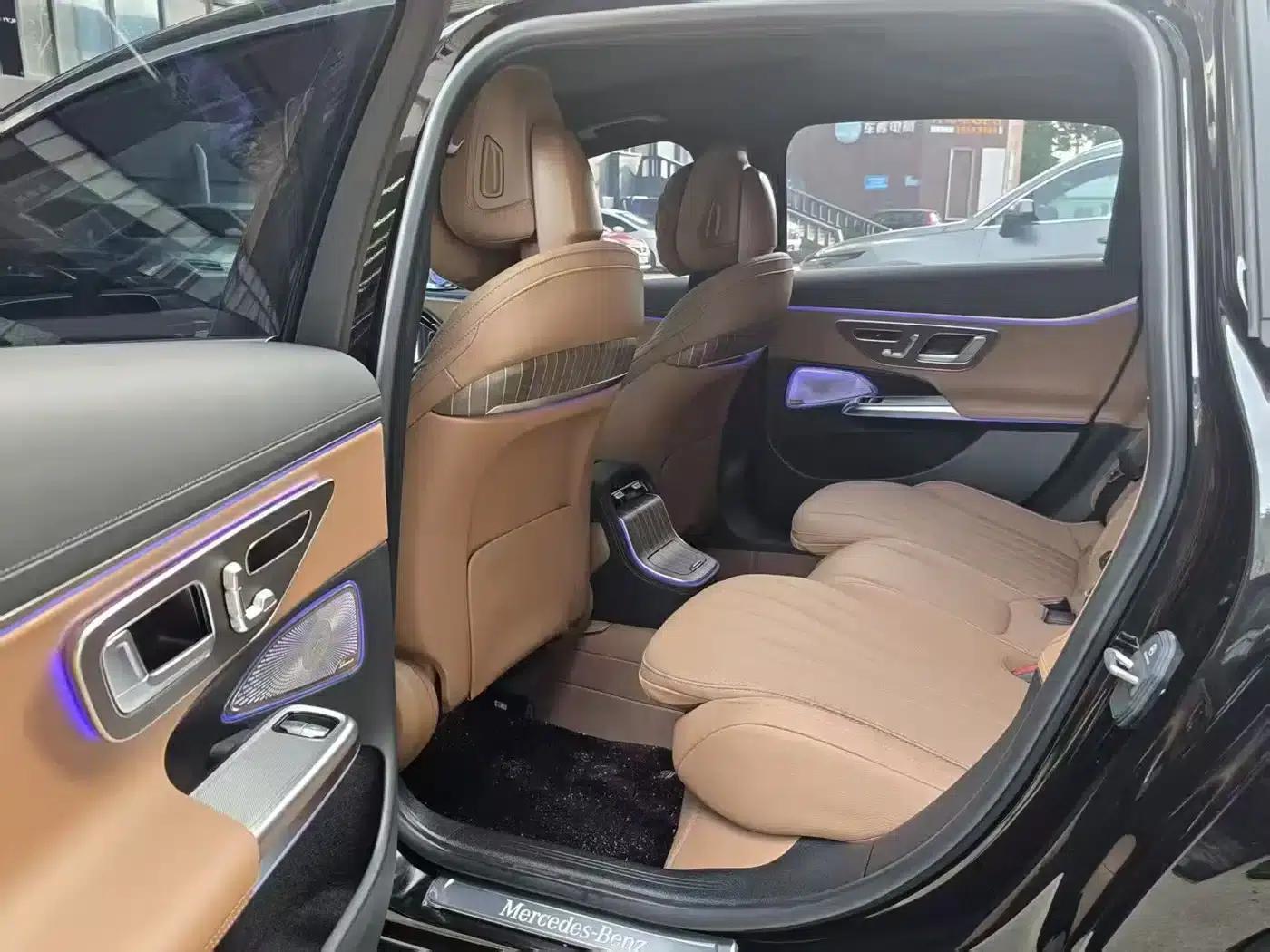 2025 Mercedes-Benz E-Class E 300 L Luxury — миниатюра 5