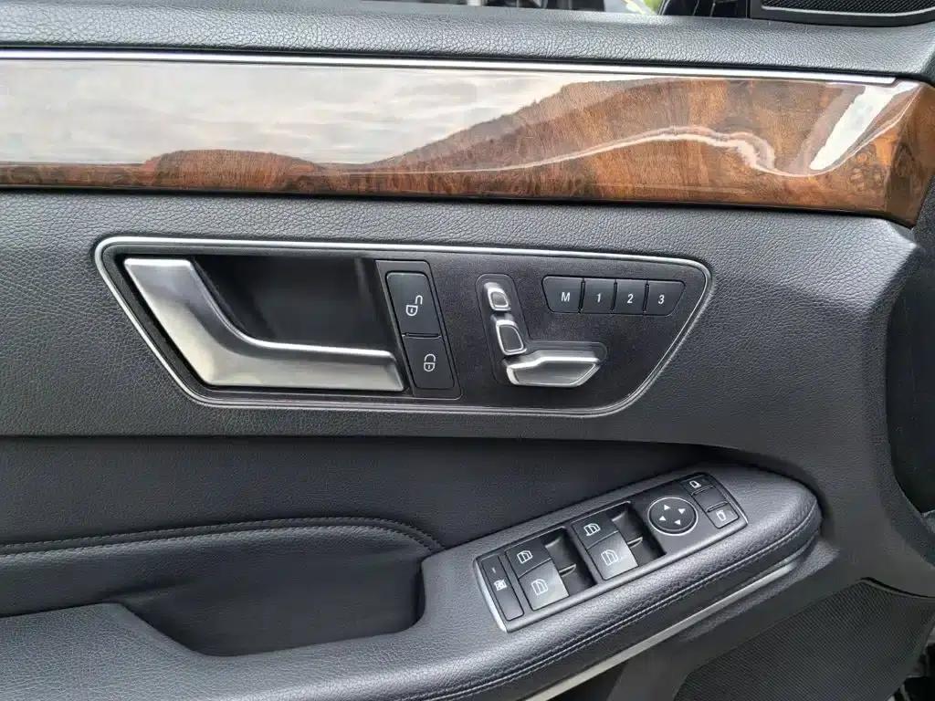 2015 Mercedes-Benz E-Class Facelift E 200 L — миниатюра 5