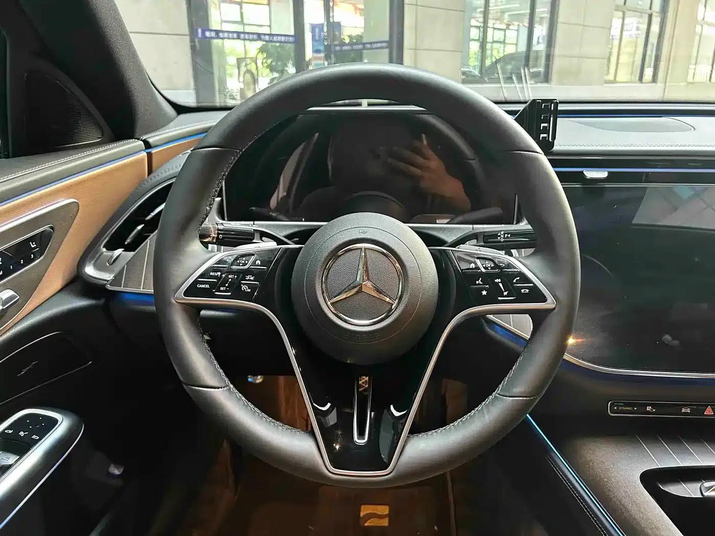 Mercedes-Benz E-Class 2025 E 300 L Fashion Edition — миниатюра 13