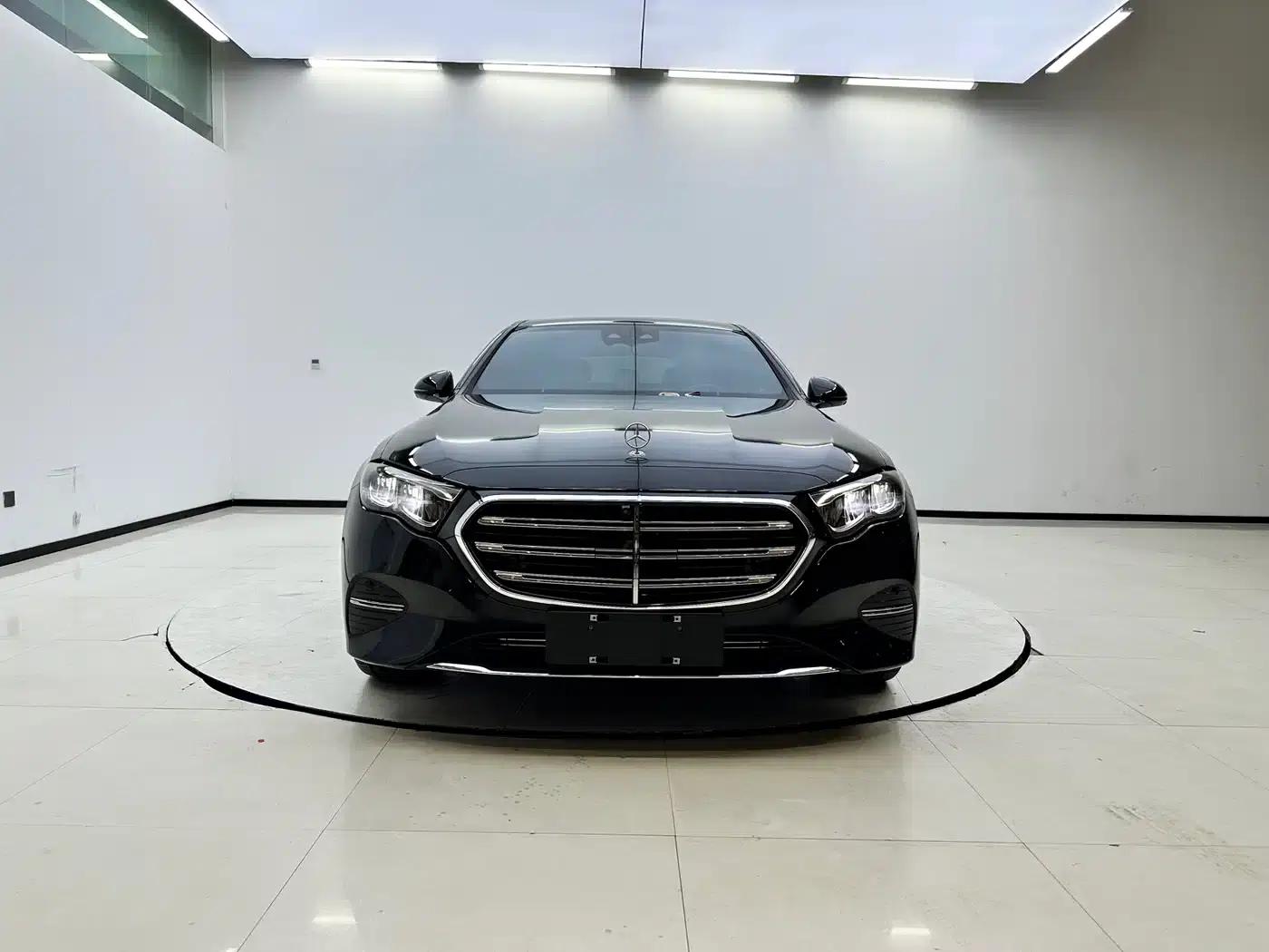 2026 Mercedes-Benz E-Class E 300 L Luxury — миниатюра 2