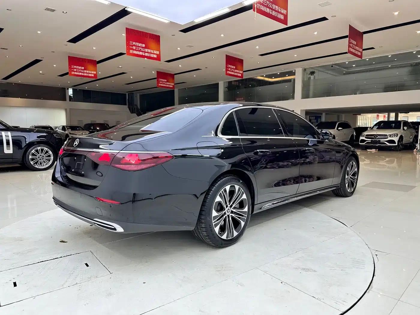 2026 Mercedes-Benz E-Class E 300 L Luxury — миниатюра 5