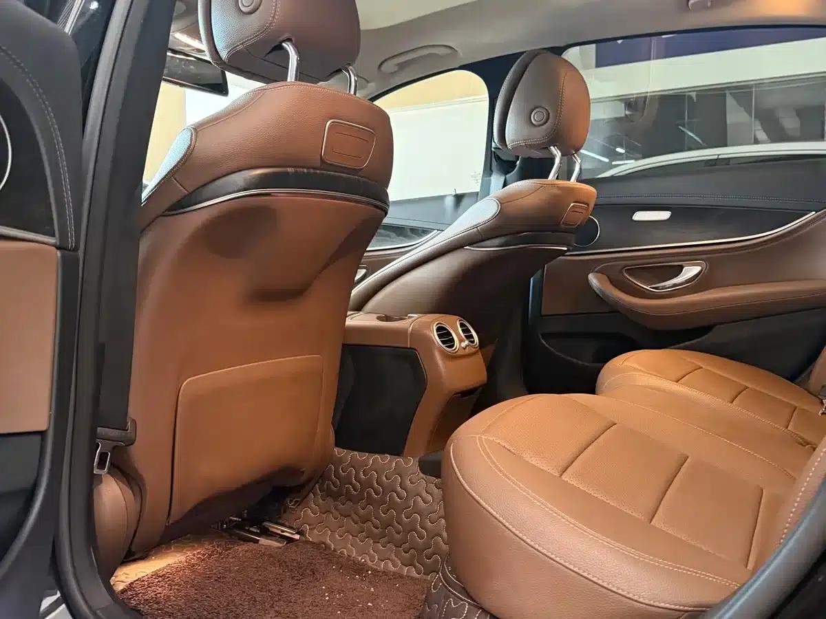 Mercedes-Benz E-Class 2019 E 300 L Sport Style — миниатюра 4