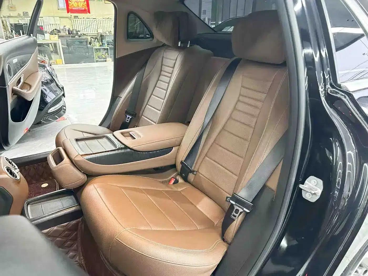 2016 Mercedes-Benz E-Class E 200 L Sport — миниатюра 15