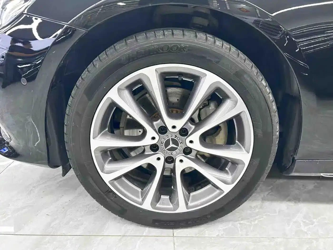 2016 Mercedes-Benz E-Class E 200 L Sport — миниатюра 23