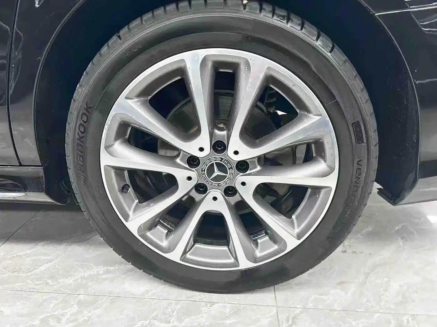 2016 Mercedes-Benz E-Class E 200 L Sport — миниатюра 24