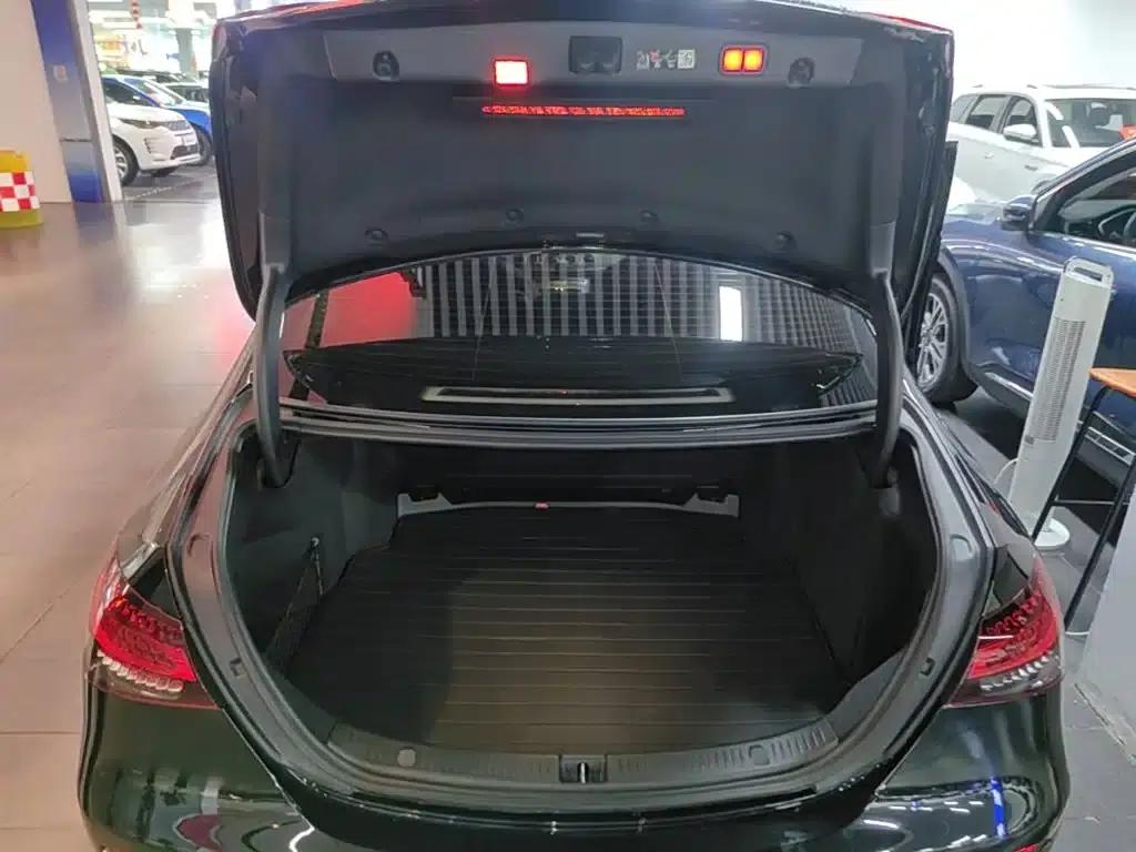Mercedes-Benz E-Class 2023 Facelift E 300 L Luxury — миниатюра 19