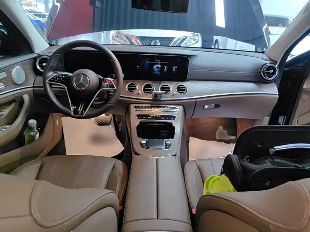Mercedes-Benz E-Class 2023 Facelift E 300 L Luxury — миниатюра 10