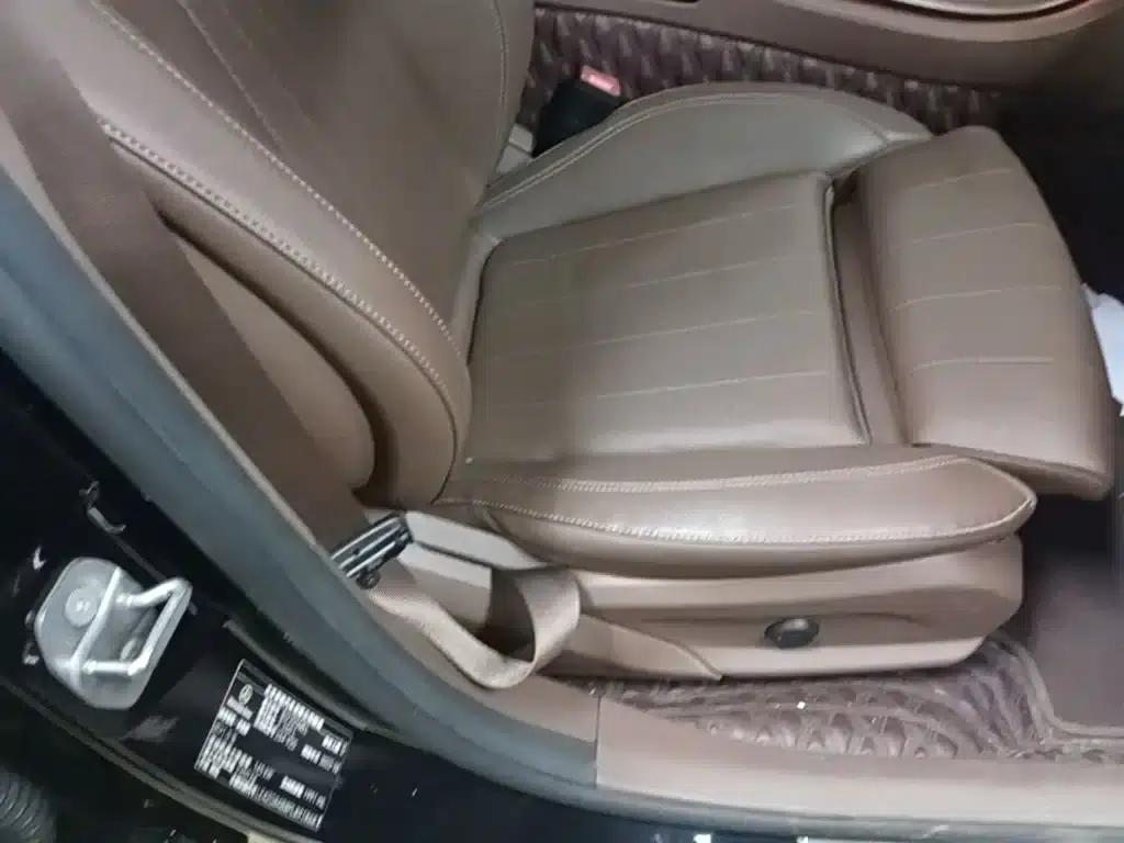 2023 Mercedes-Benz E-Class E 260 L — миниатюра 25