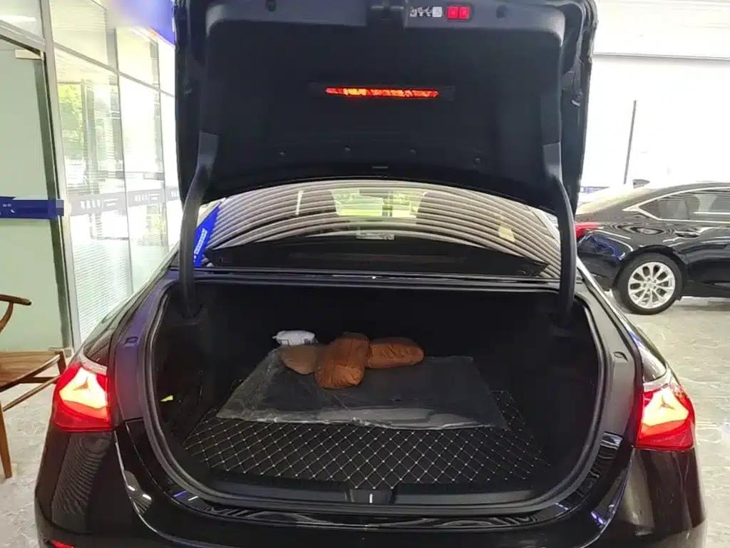 Mercedes-Benz E-Class 2025 Facelift E 300 L Luxury — миниатюра 15