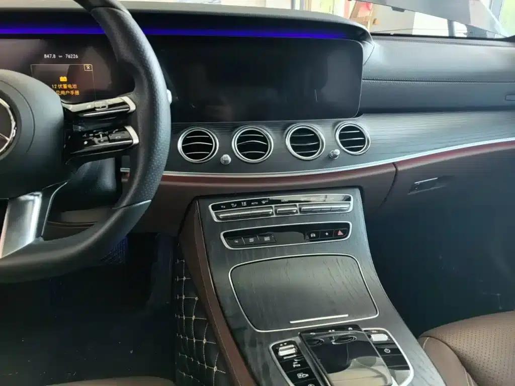 Mercedes-Benz E-Class 2021 E 300 L Sport Style — миниатюра 13