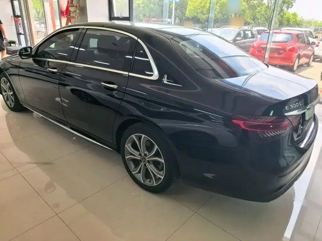 Mercedes-Benz E-Class 2021 E 300 L Sport Style — миниатюра 5