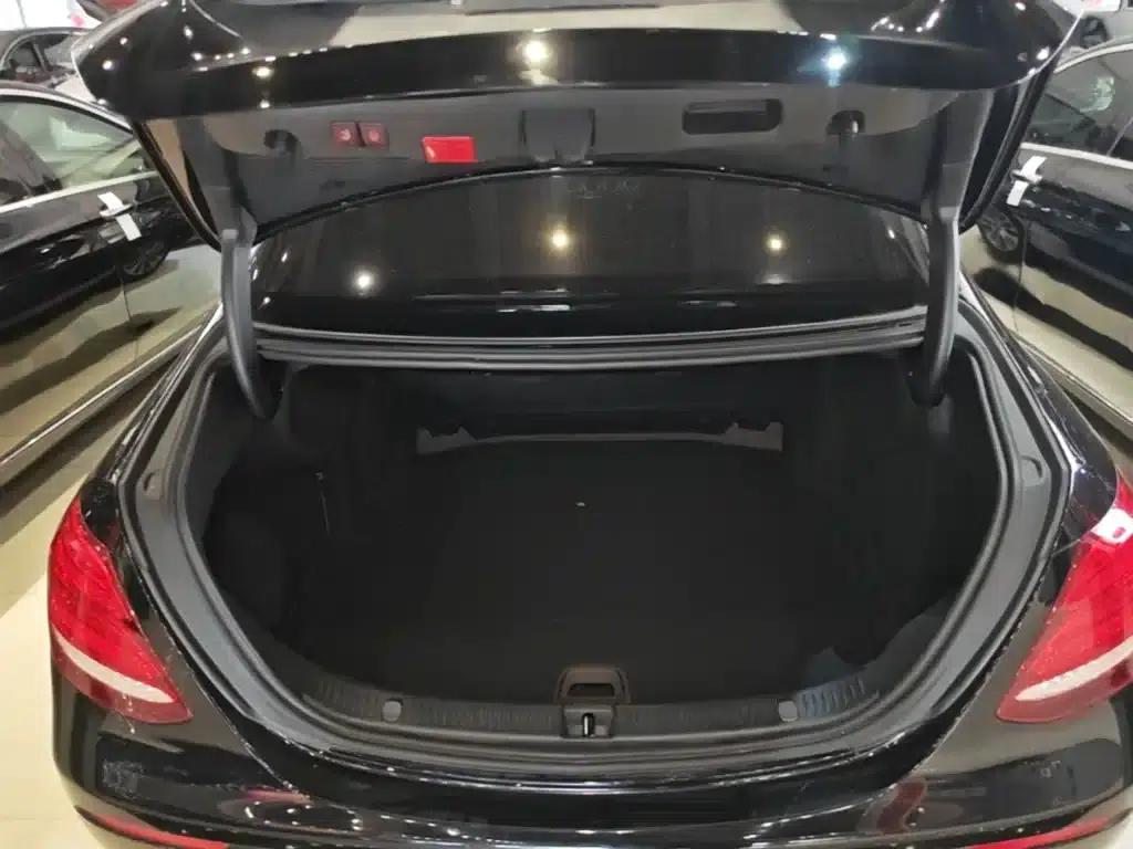 2016 Mercedes-Benz E-Class E 200 L — миниатюра 19