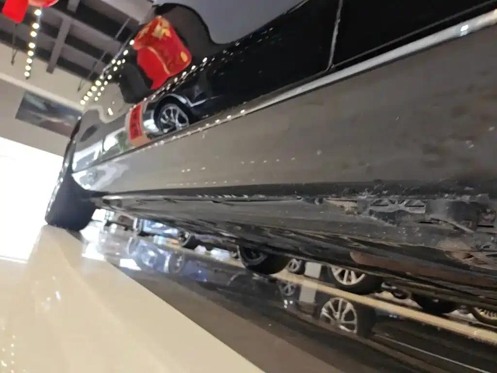 2016 Mercedes-Benz E-Class E 200 L — миниатюра 21