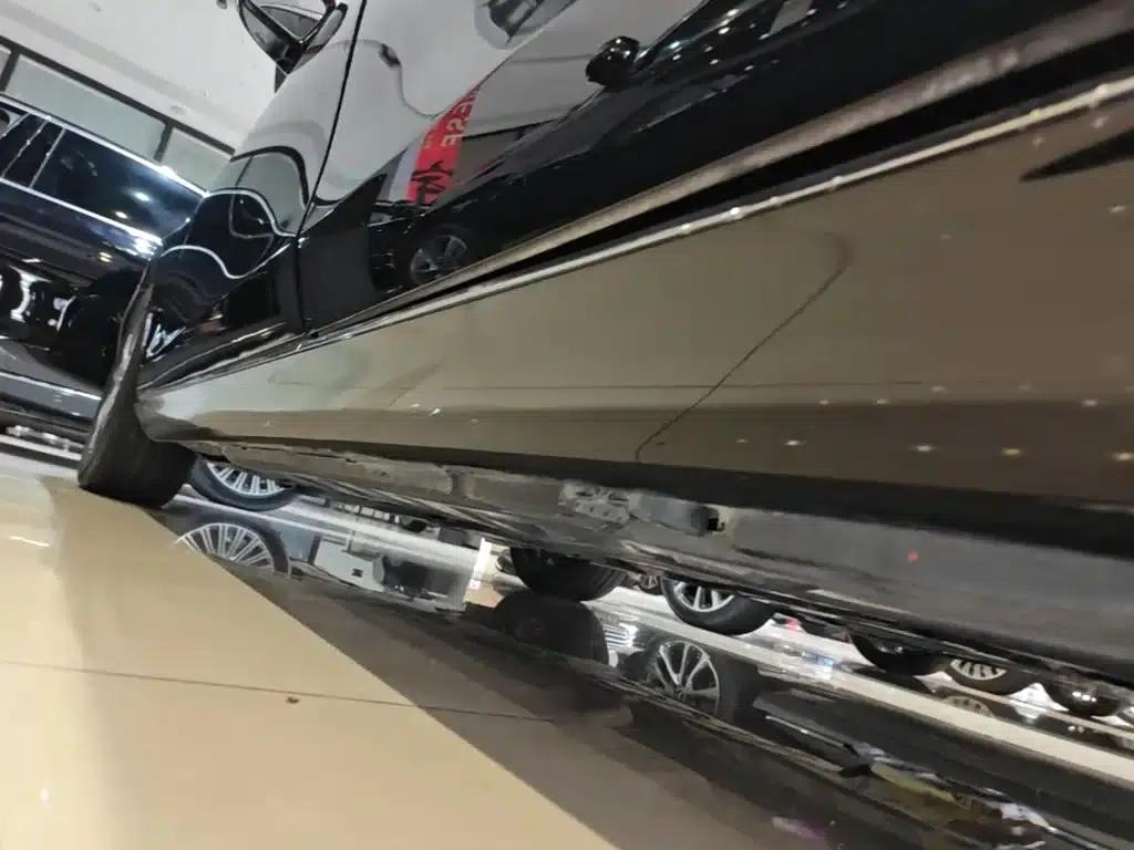 2016 Mercedes-Benz E-Class E 200 L — миниатюра 22
