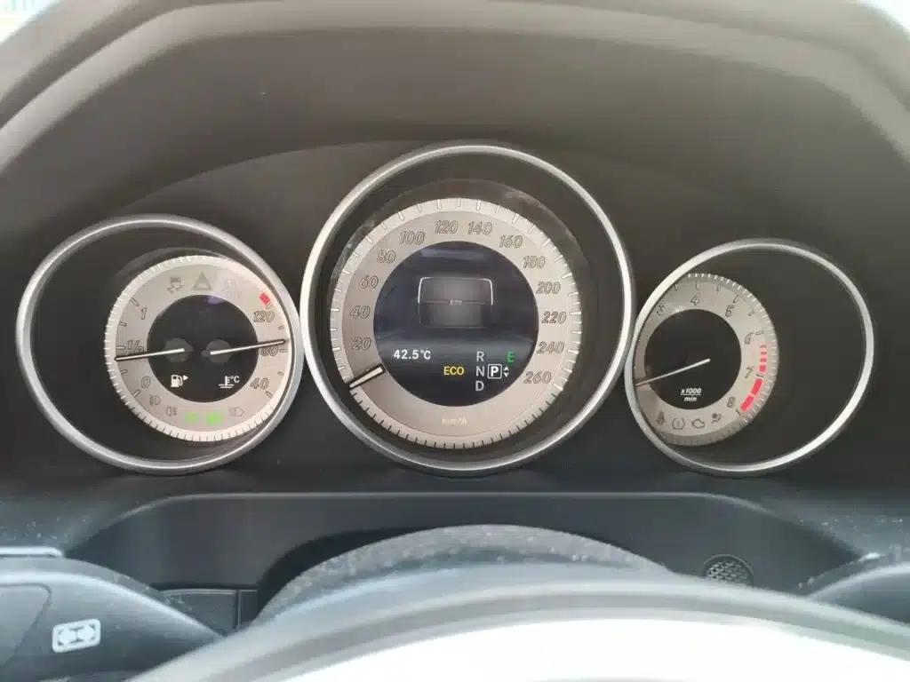 2015 Mercedes-Benz E-Class Facelift E 260 L Sporty Style — миниатюра 4