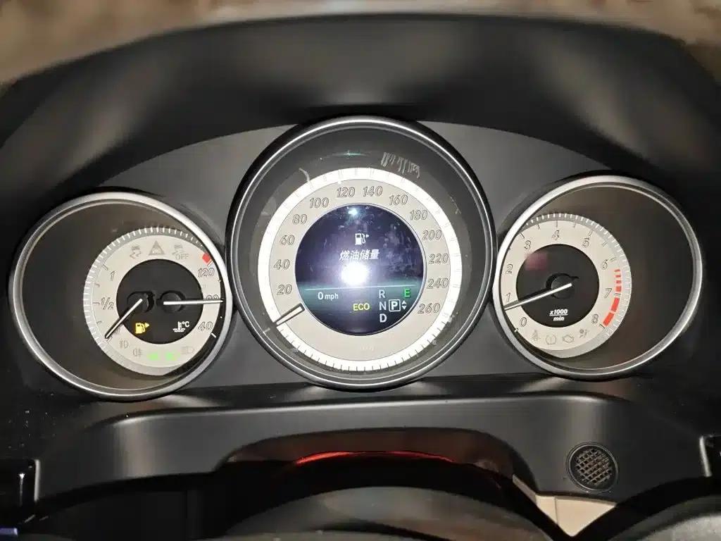 2015 Mercedes-Benz E-Class Facelift E 260 L Sport — миниатюра 4