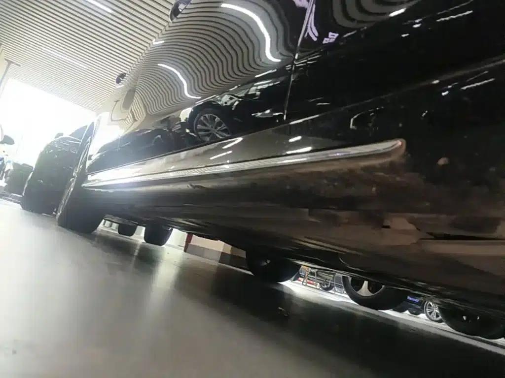 Mercedes-Benz E-Class 2020 Facelift E 300 L Sport Style — миниатюра 21