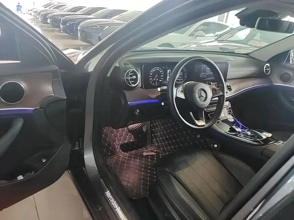 2017 Mercedes-Benz E-Class E 300 L Luxury — миниатюра 16