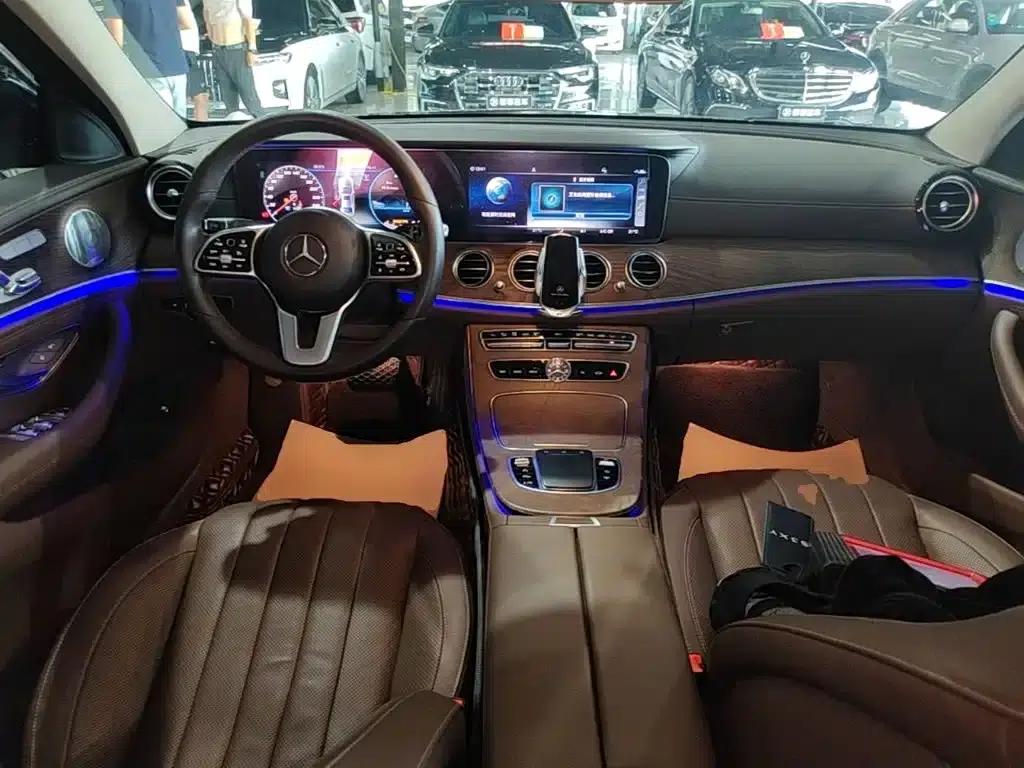 Mercedes-Benz E-Class 2020 Facelift E 300 L Special Edition — миниатюра 10