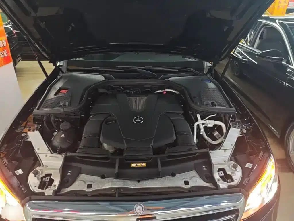 2017 Mercedes-Benz E-Class E 320 L 4MATIC — миниатюра 20