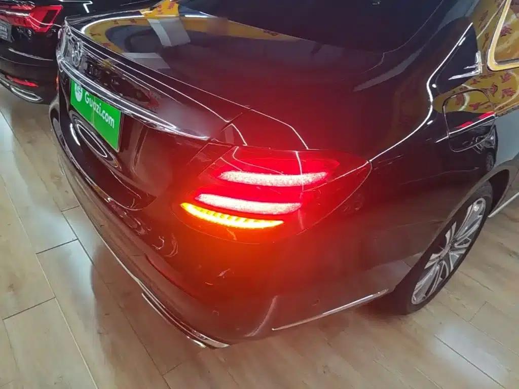 2017 Mercedes-Benz E-Class E 320 L 4MATIC — миниатюра 8