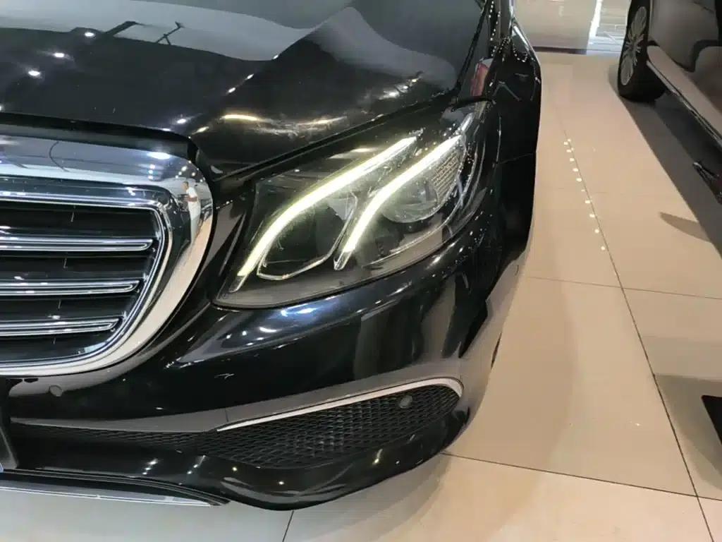 2017 Mercedes-Benz E-Class E 300 L Luxury — миниатюра 24