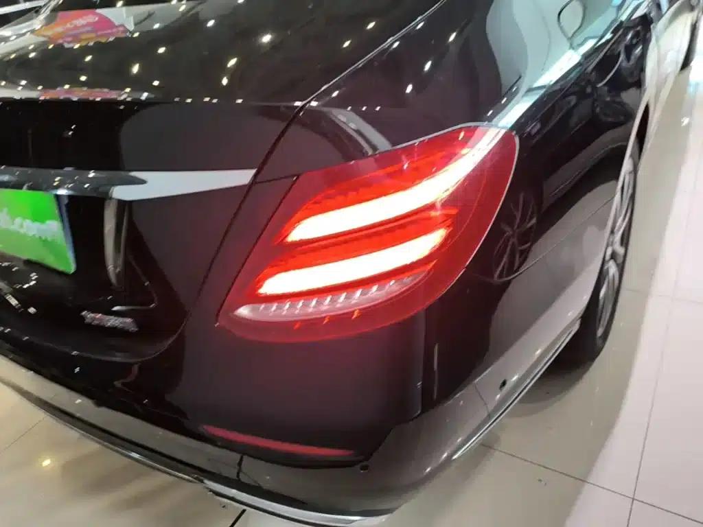 2017 Mercedes-Benz E-Class E 300 L Luxury — миниатюра 8